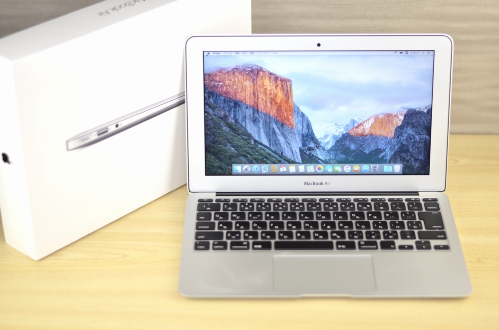 MacBook Air 13-inch,Early 2015充放電回数91回ディスプレイ